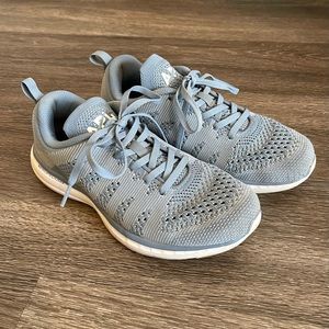 APL Techloom Pro Women’s 7